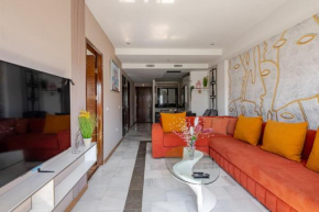 Marina Bay Beach Front - 2 Bedroom & Sunny Terrace